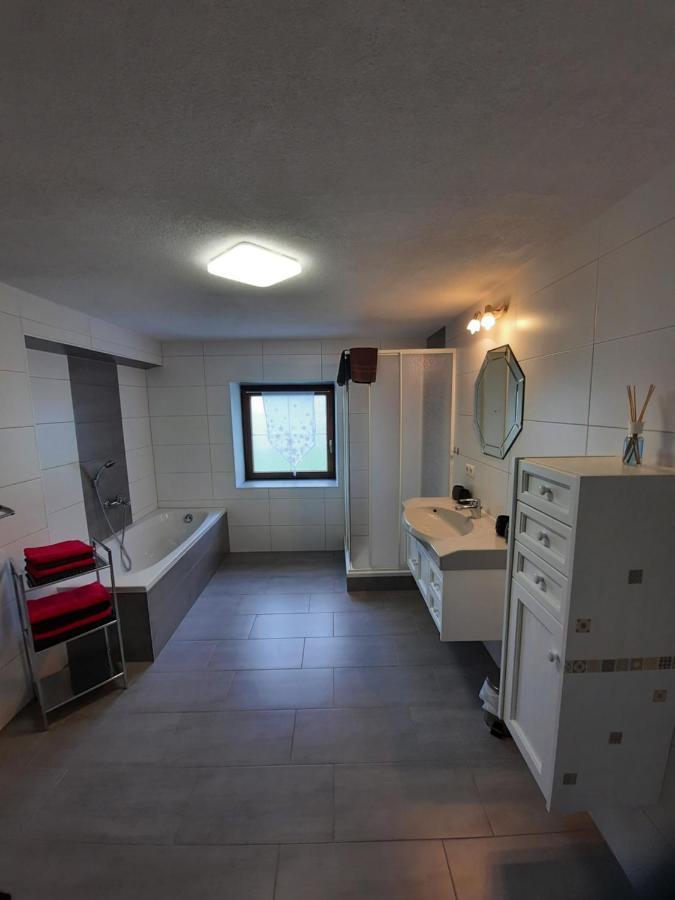 Ferienhaus Annelies Breitenbach am Inn Exteriör bild